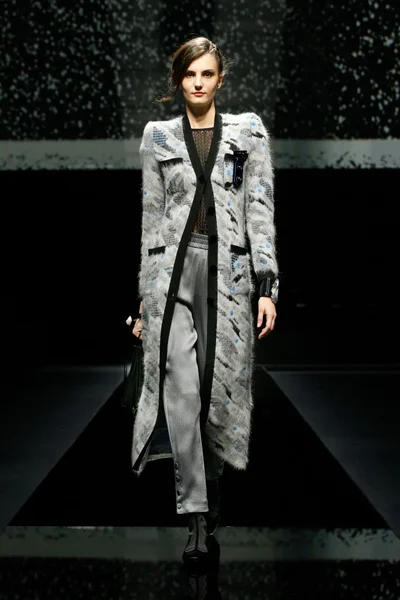 Look 27